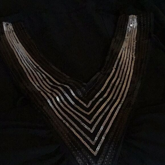 Ladies black sleeveless black 👗 with sequins  LRG - Picture 7 of 7